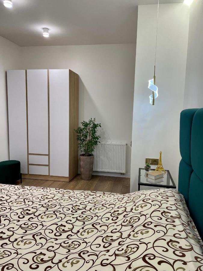 Жк Great Britain Apartment ลวีฟ ภายนอก รูปภาพ