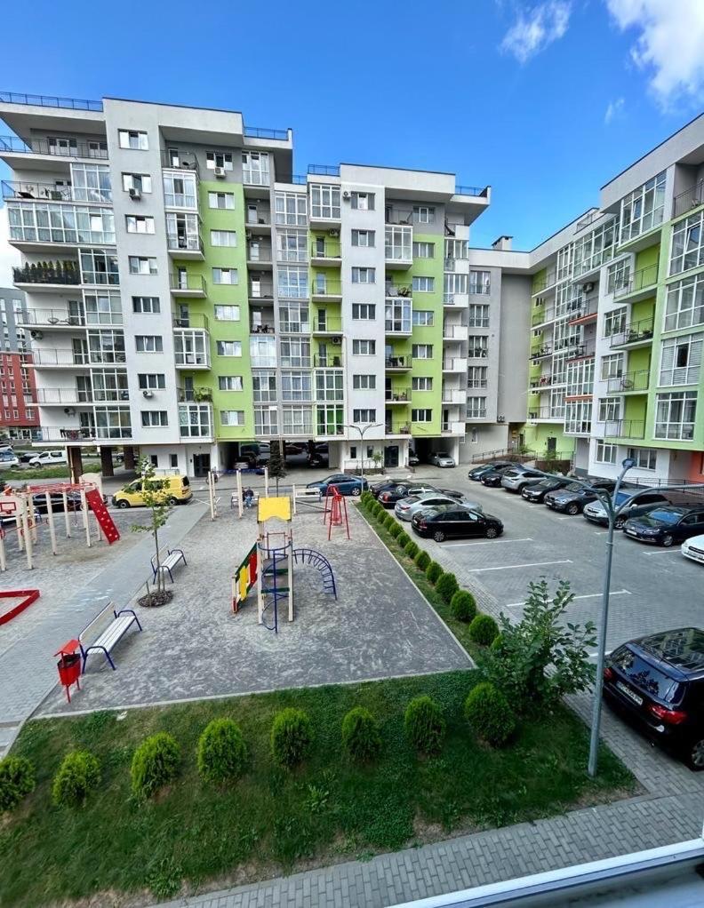 Жк Great Britain Apartment ลวีฟ ภายนอก รูปภาพ