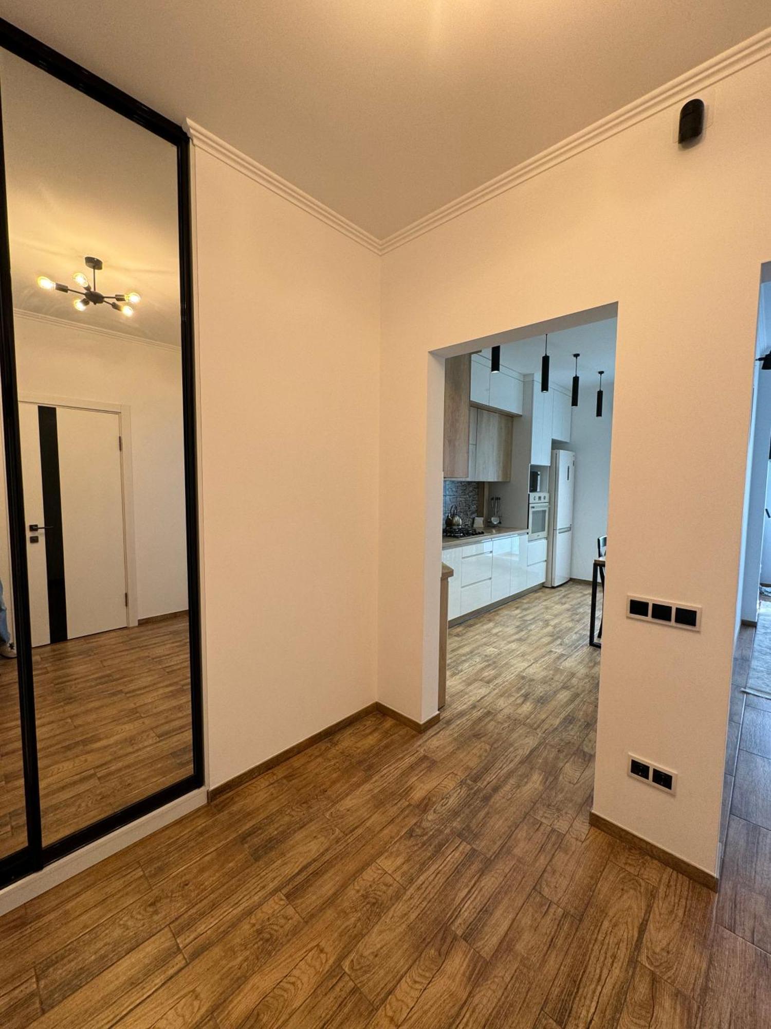 Жк Great Britain Apartment ลวีฟ ภายนอก รูปภาพ